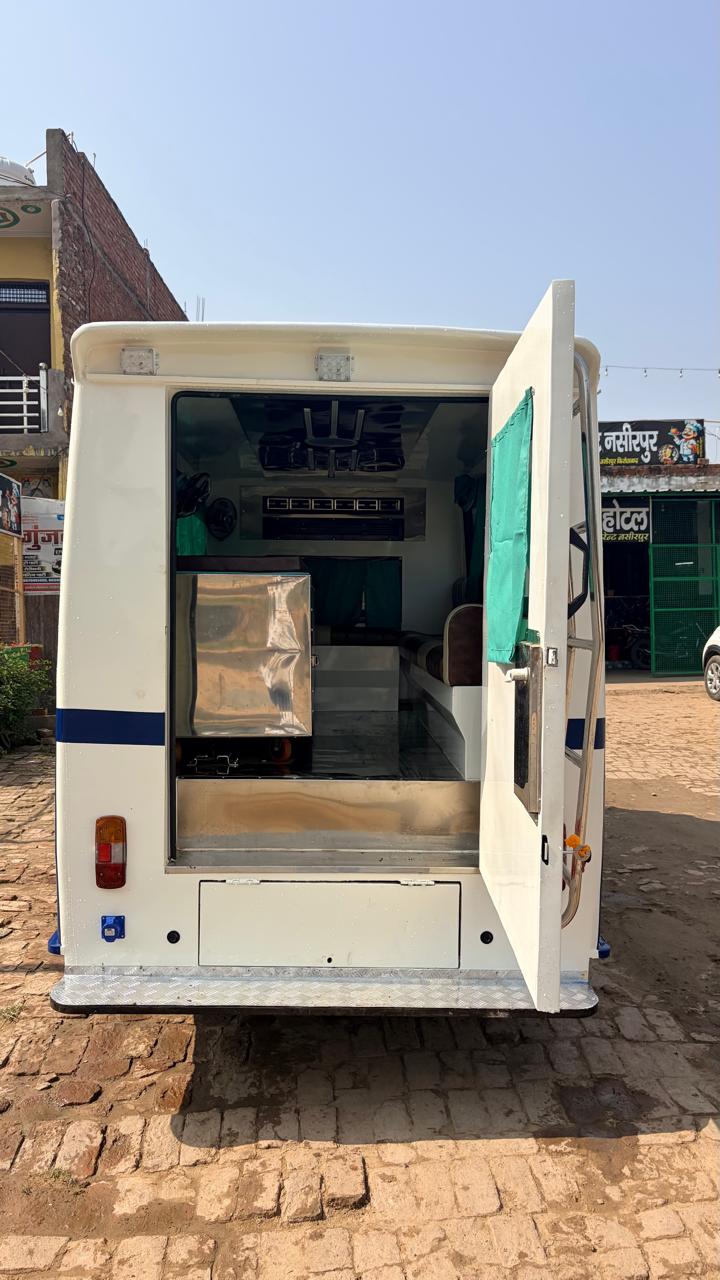 Ambulance Service 10